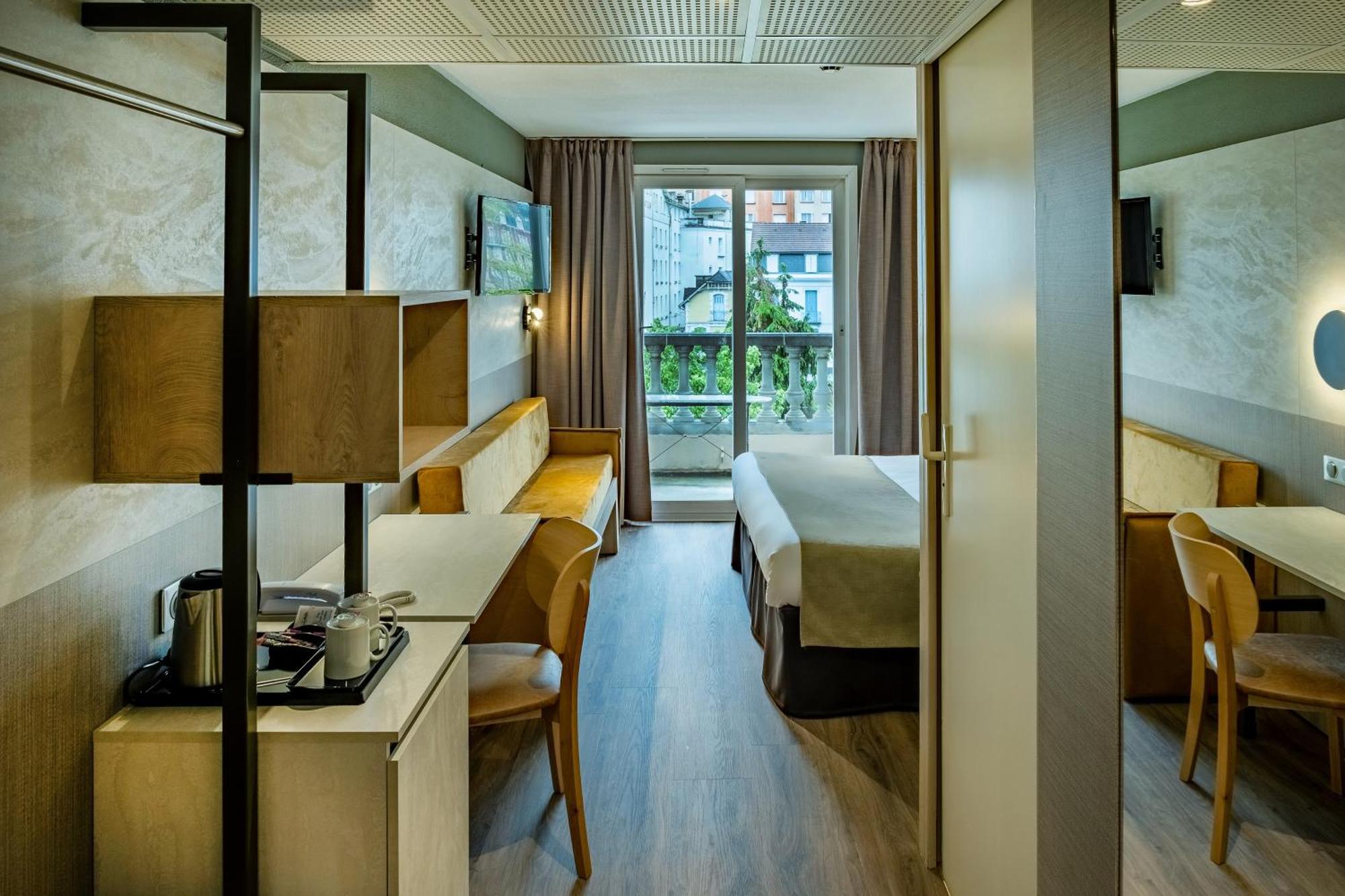 Hotel La Solitude Lourdes Exterior foto
