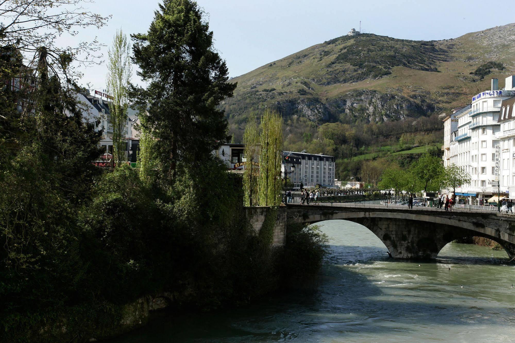 Hotel La Solitude Lourdes Exterior foto